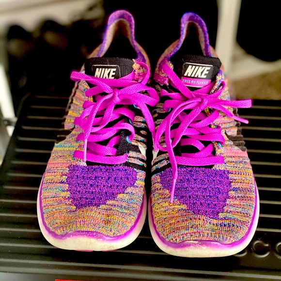 Nike Purple Flyknit Trainers - Picture 1 of 4